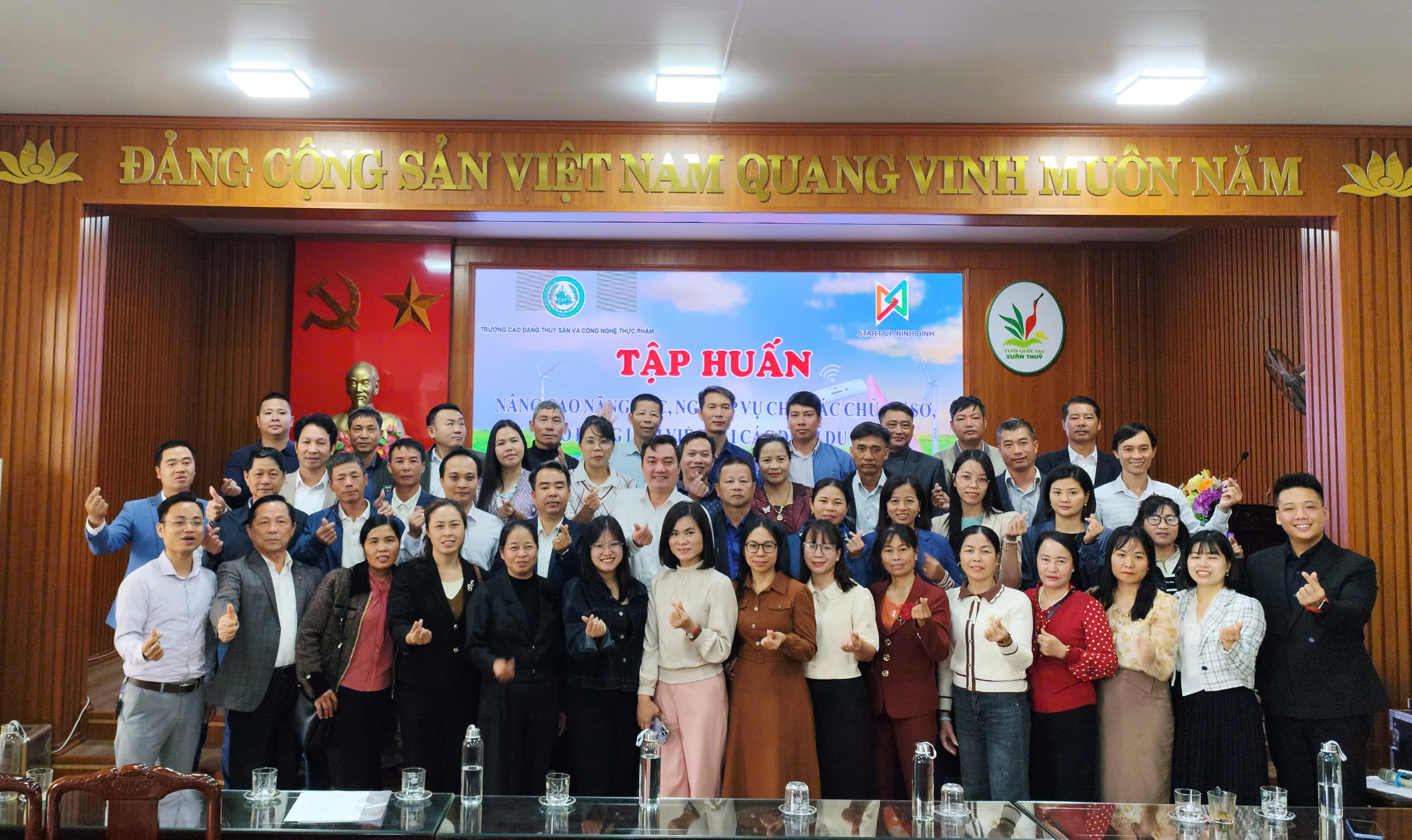 Tăng cường năng lực nghiệp vụ cho chủ cơ sở, nghiệp vụ tham gia vào hoạt động du lịch sinh thái tại khu vực Vườn quốc gia Xuân Thủy